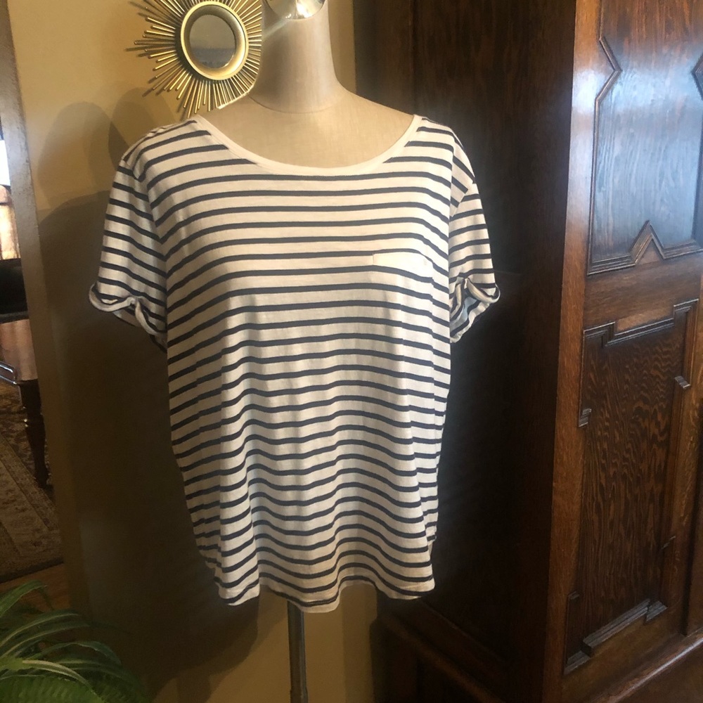Basic HM Striped Top Large